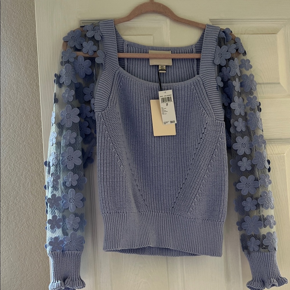 Lilac Floral Sleeve Knit Top